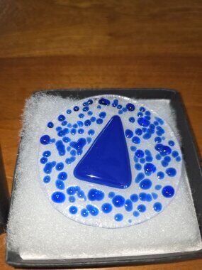 Brynks Glassworks (Sharon Middleton) fused glass paperweight / art glass disc